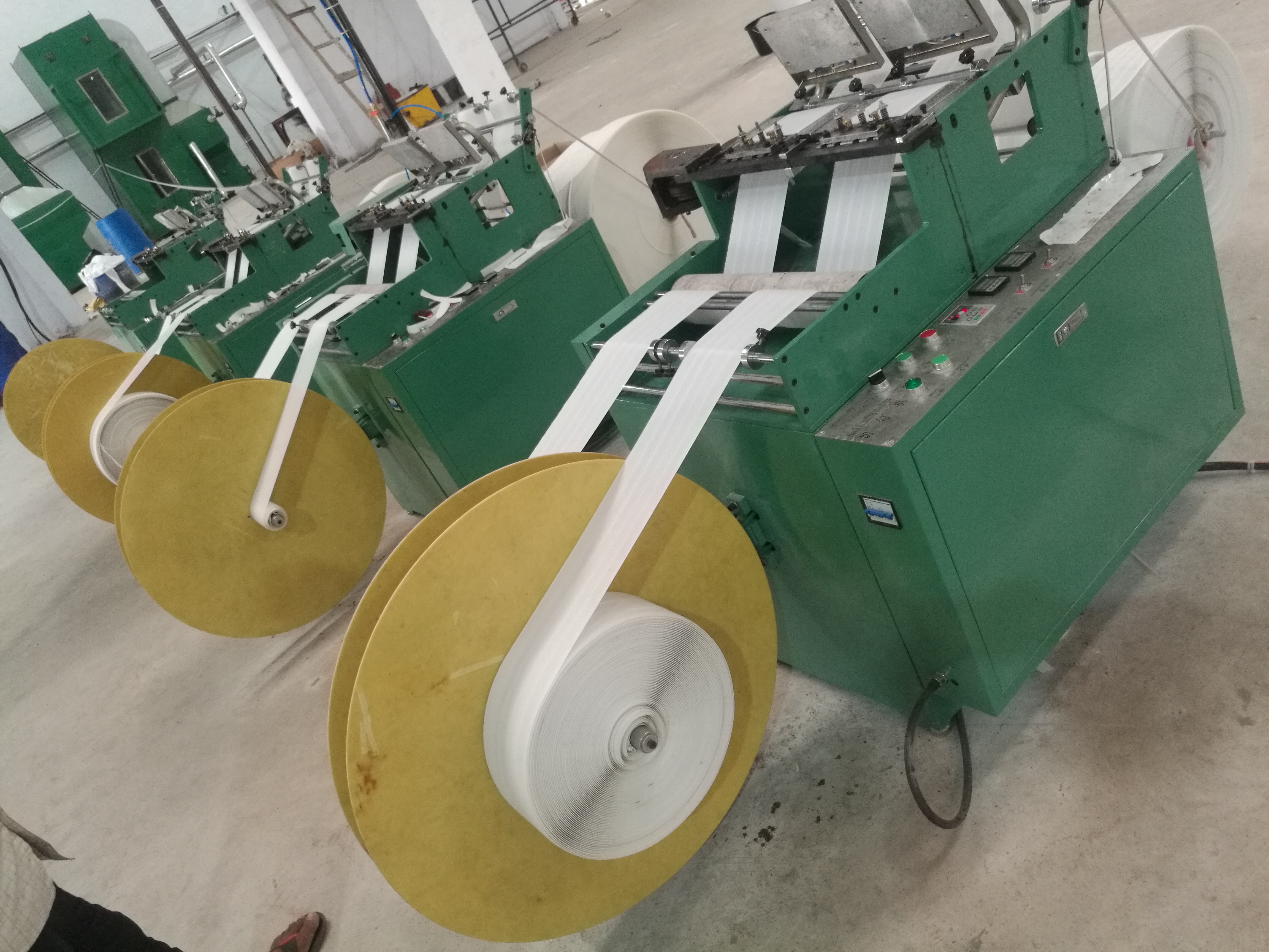 Quality Hook And Loop Machine factory